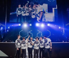  彩虹六号围攻国际赛开幕，战术执行考验团队默契度  