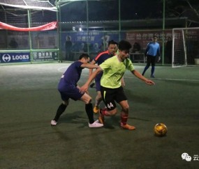  隆德罗草地滑步，女王杯半决赛惊艳全场观众