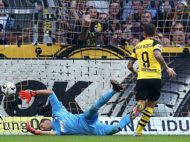  老牌劲旅逆袭，客场逆转惊险取胜