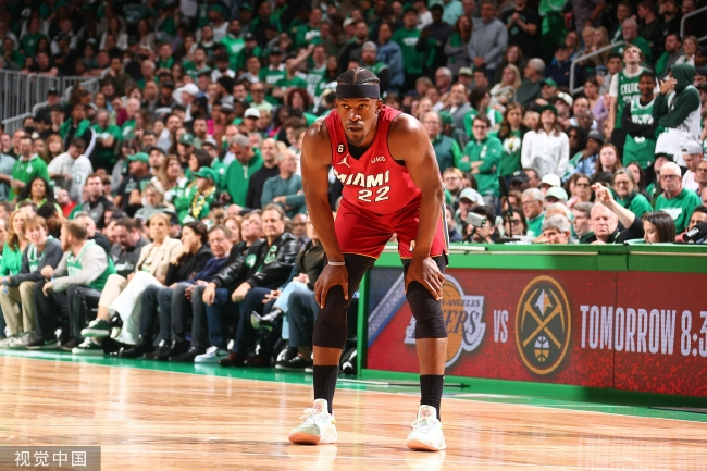  塔图姆关键抢断制胜，凯尔特人险胜热火队