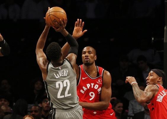  黄蜂鲍尔全面发挥战胜奇才队