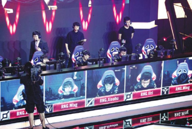  电竞选手心理辅导助力稳定发挥