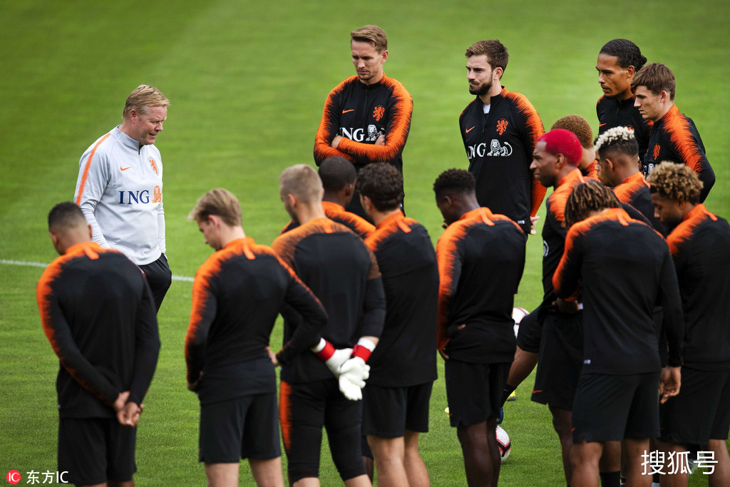  荷兰橙衣军团热身赛状态火热